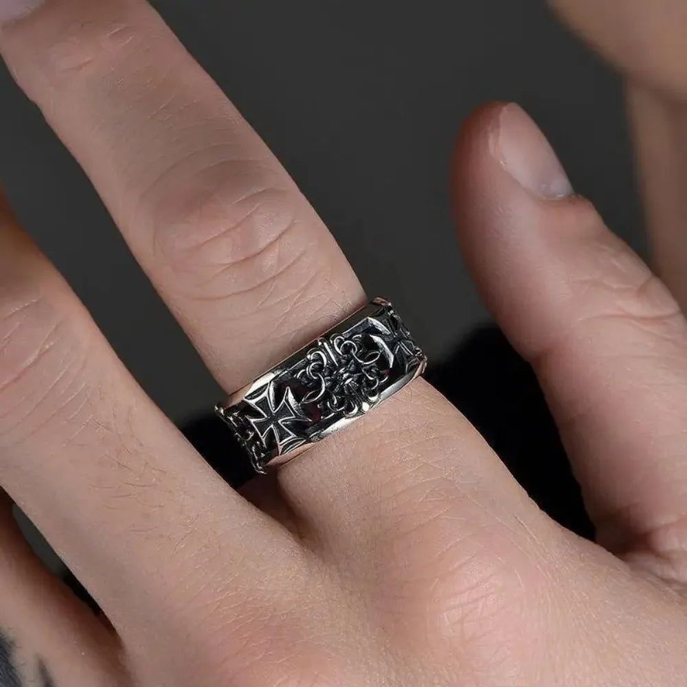 Bold Men's Punk Ring